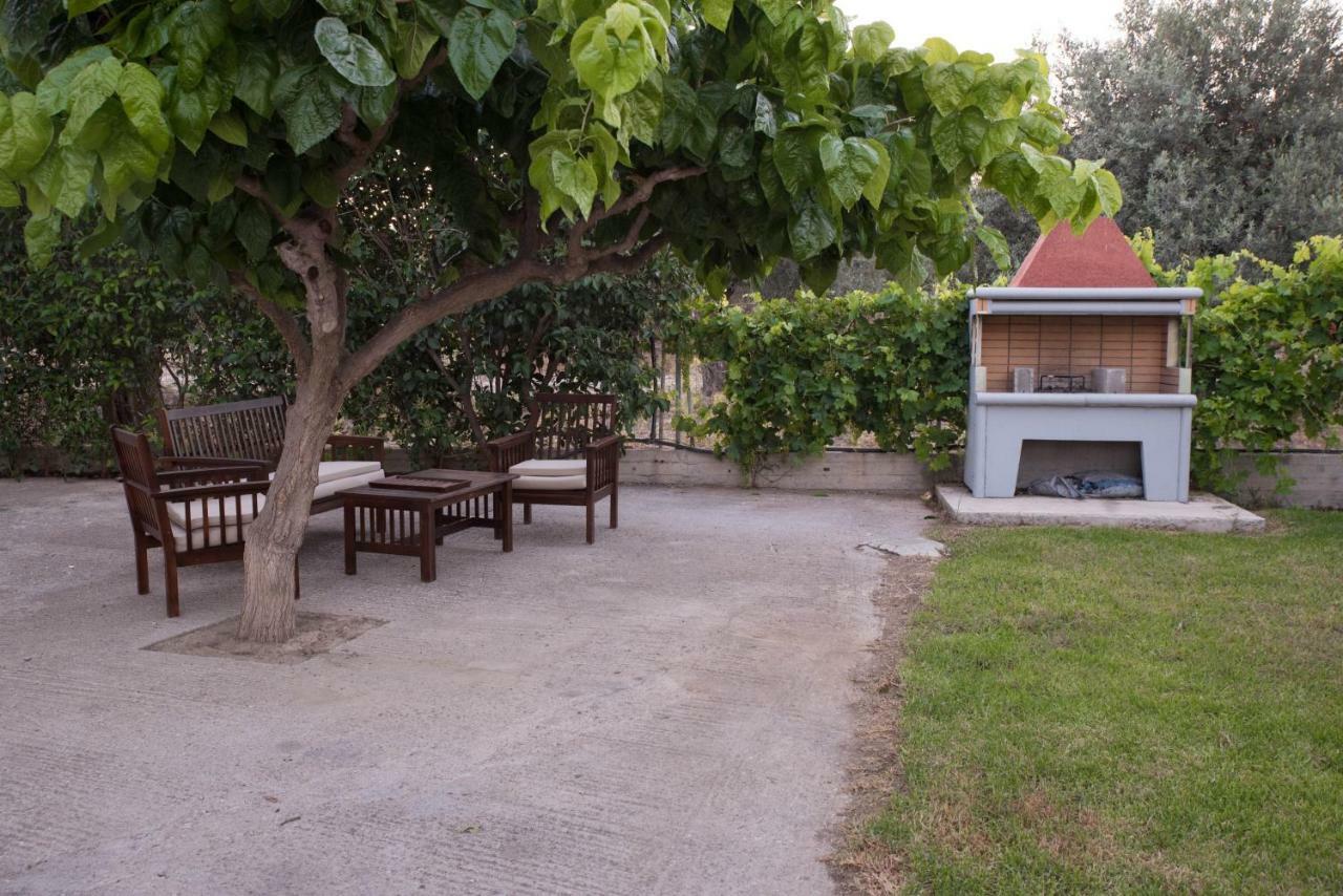 Villa Epavlis Charaki Exterior foto